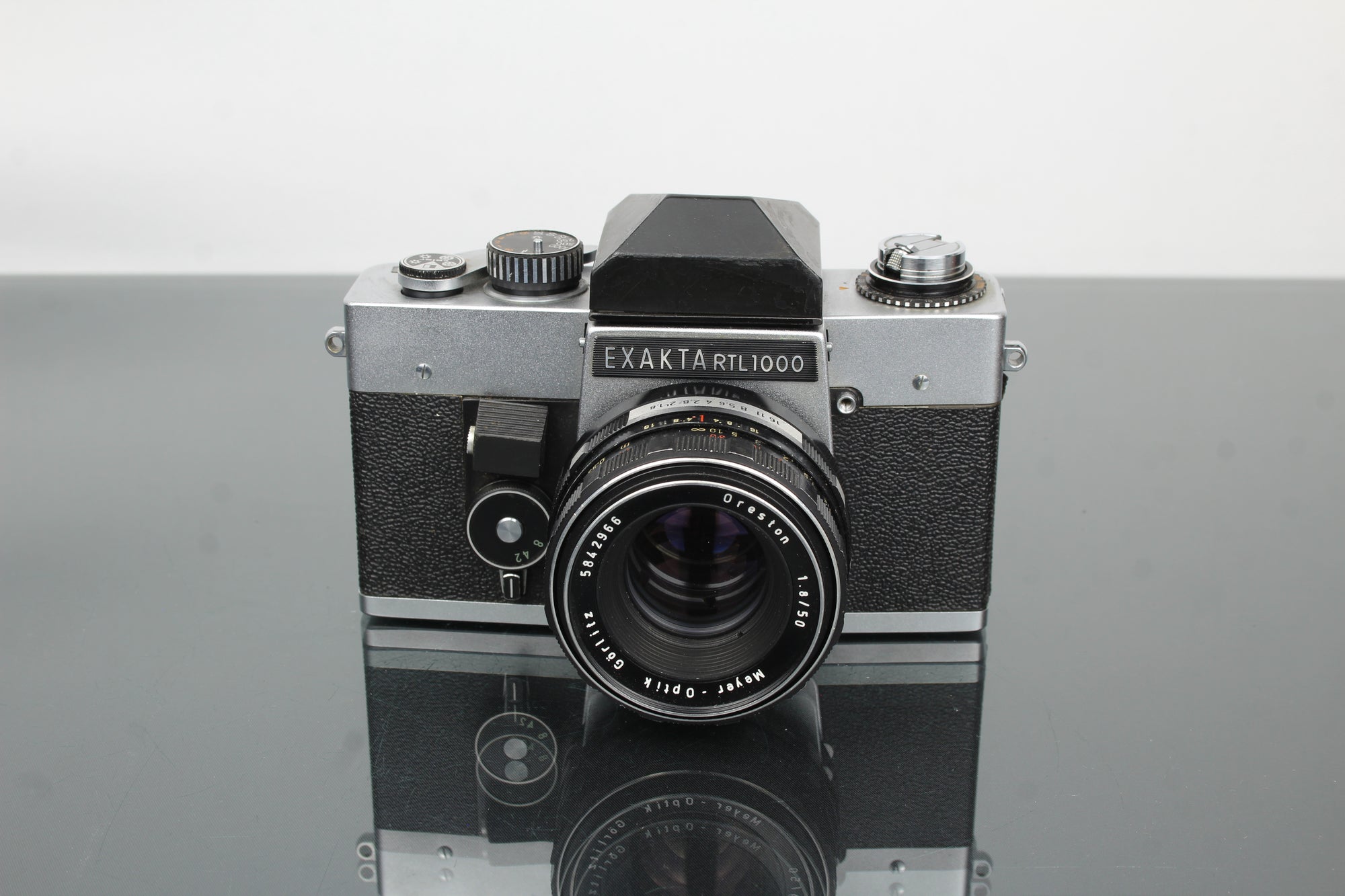 Exakta RTL1000 + lionsa Oreston 1.8/50