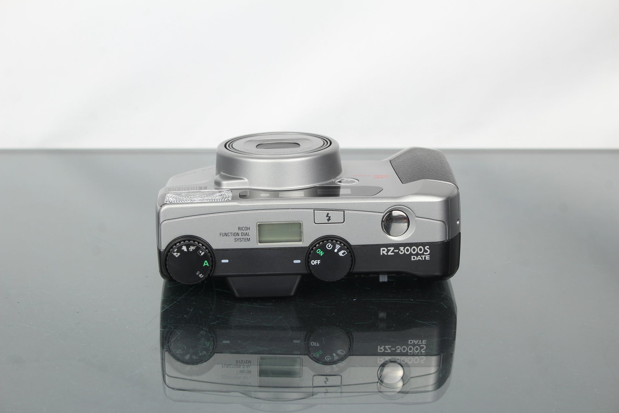 Ricoh RZ-3000S Dátú