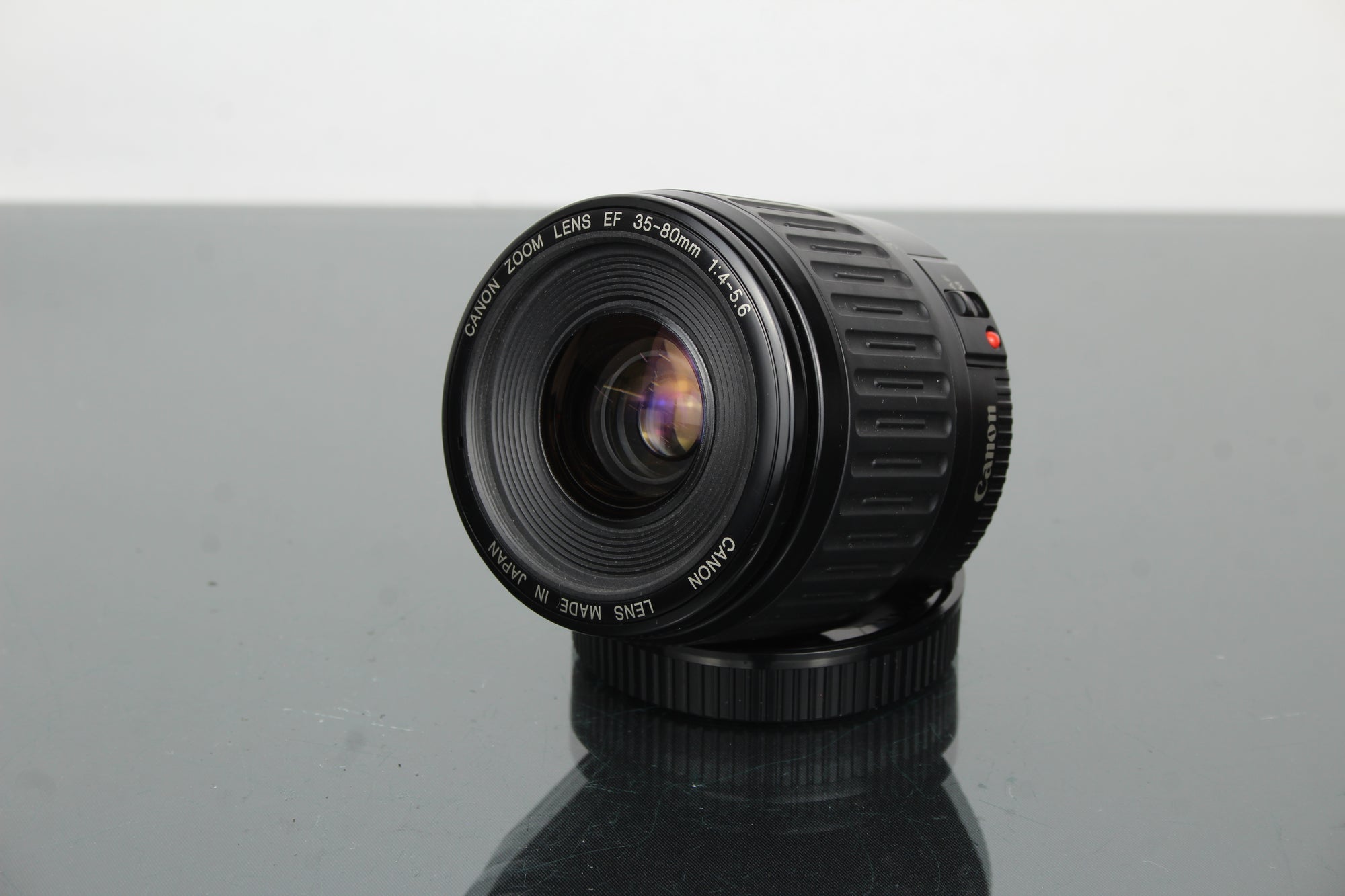 Lionsa Ceann Canon Zoom EF 35-80mm 1:4-5.6 + mount Canon EF