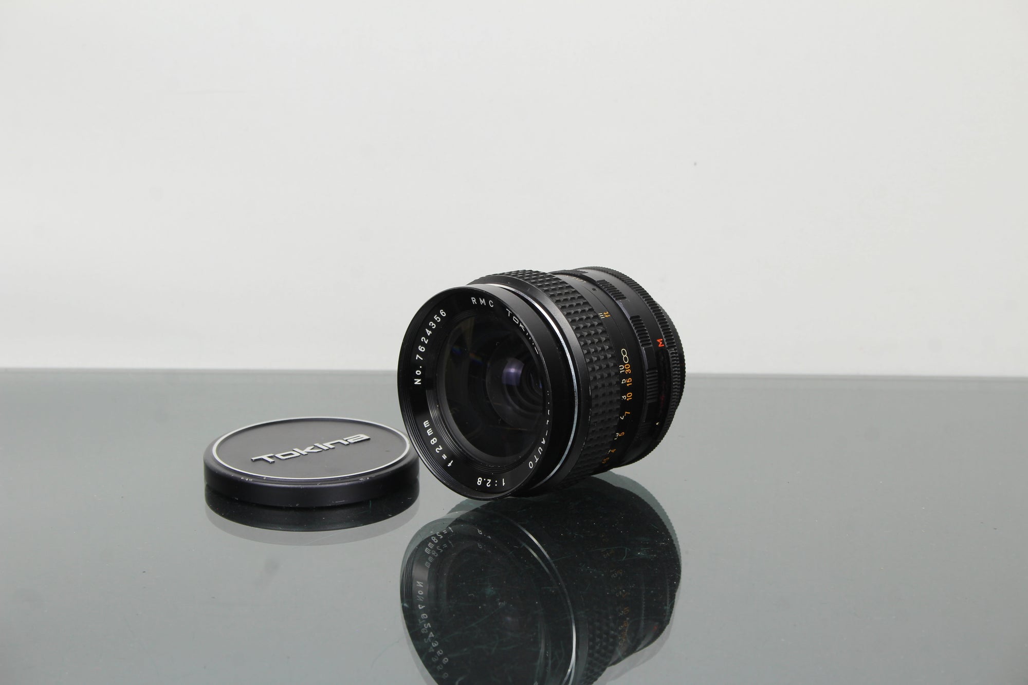 Tokina Leathan-Auoto 1:2.8 f=28mm M42 Sceitheadh