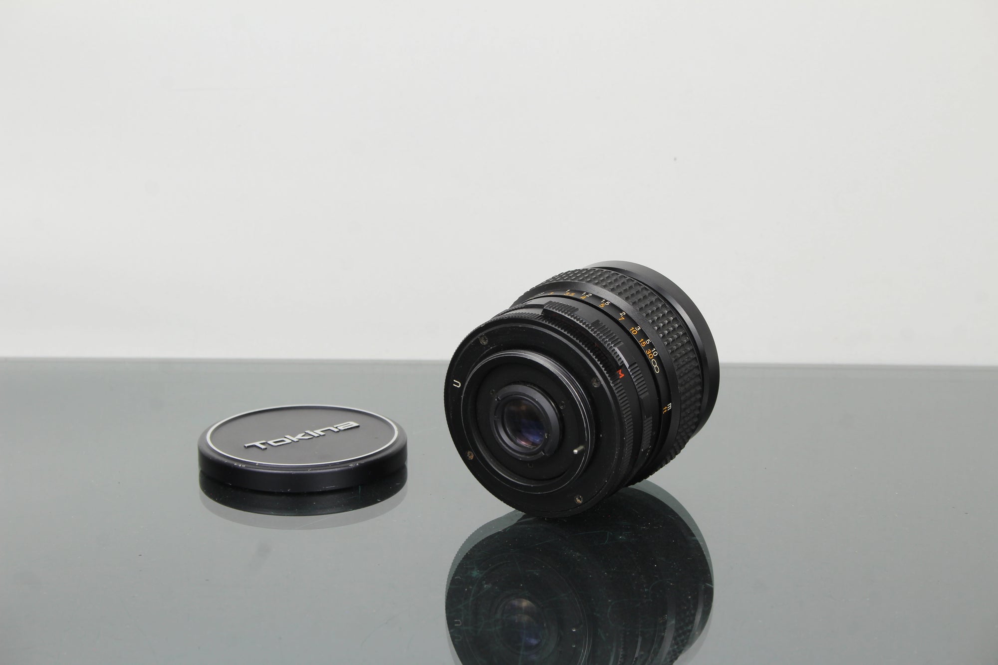 Tokina Leathan-Auoto 1:2.8 f=28mm M42 Sceitheadh
