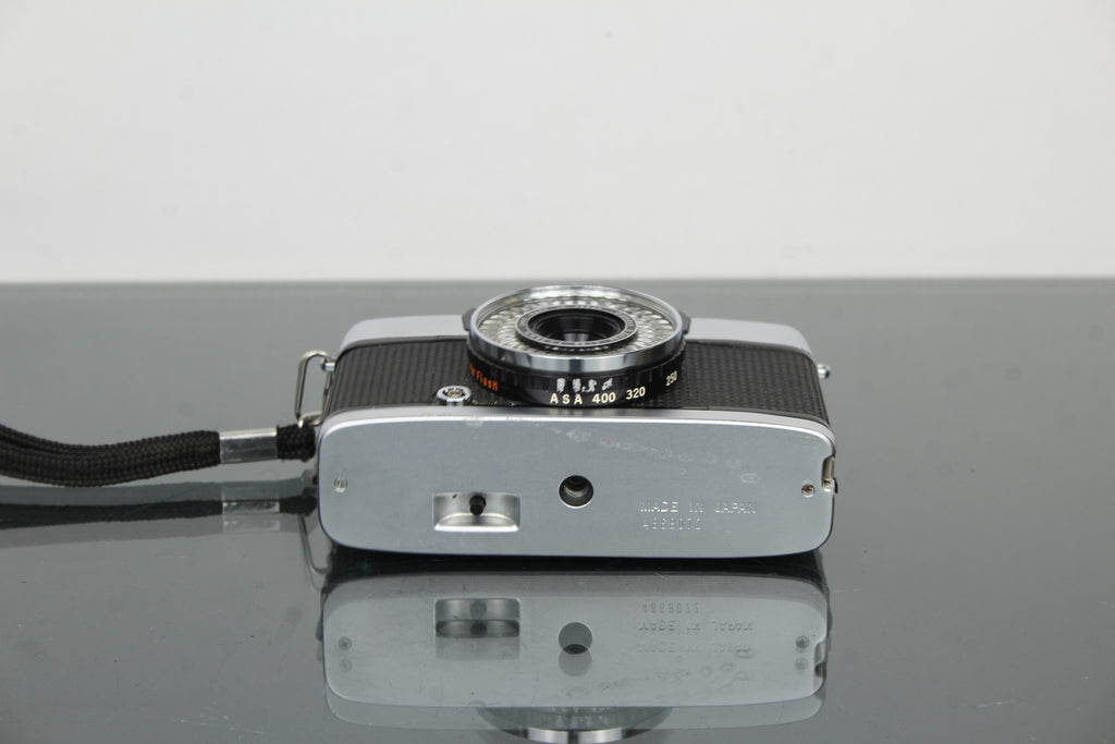Olympus PEN EE-2