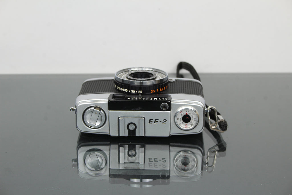 Olympus PEN EE-2