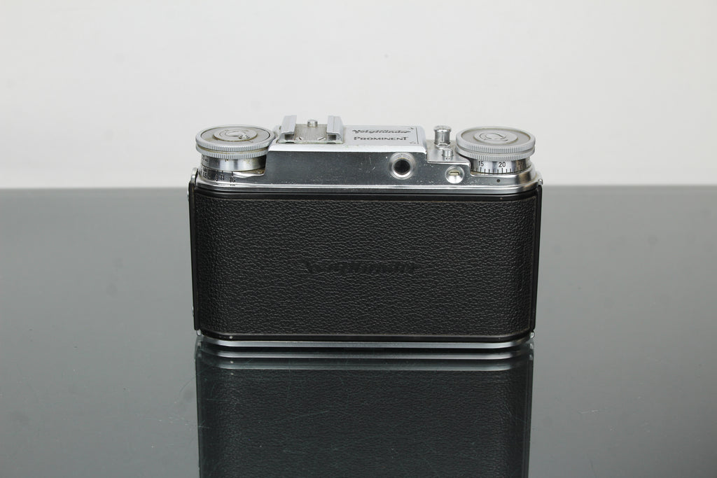 Voigtlander Prominent + 50mm f/1.5 Nokton lionsa
