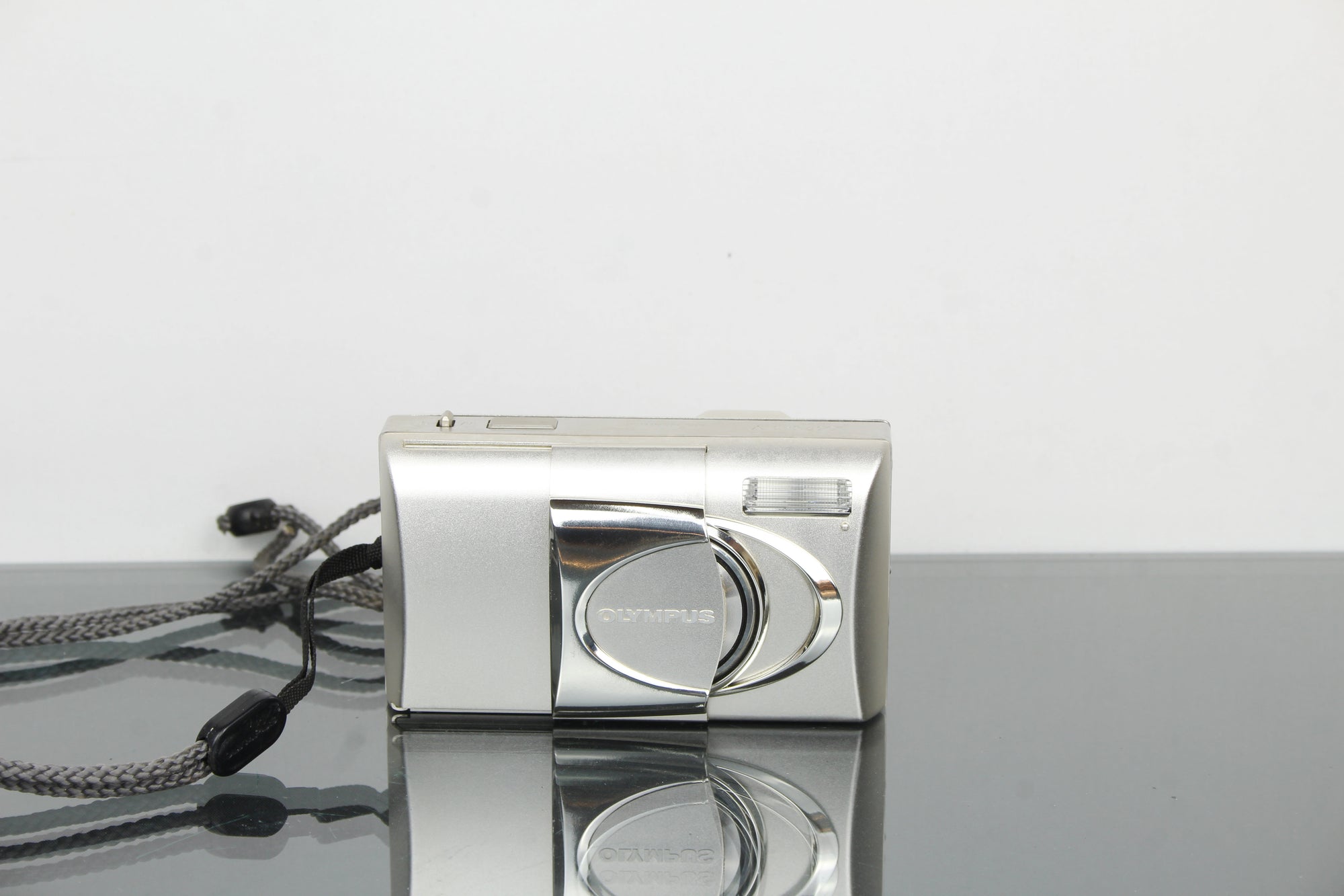 Olympus Mju-V Gach aimsir