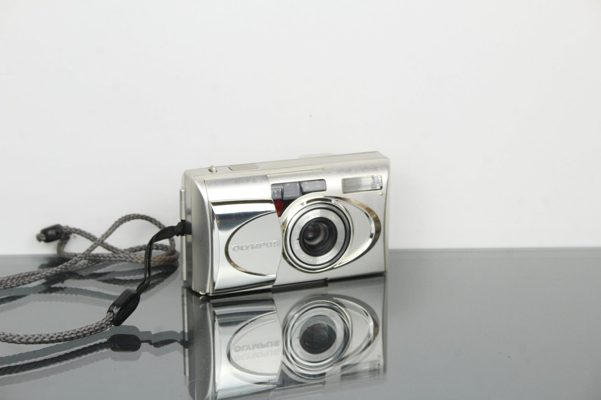 Olympus Mju-V Gach aimsir