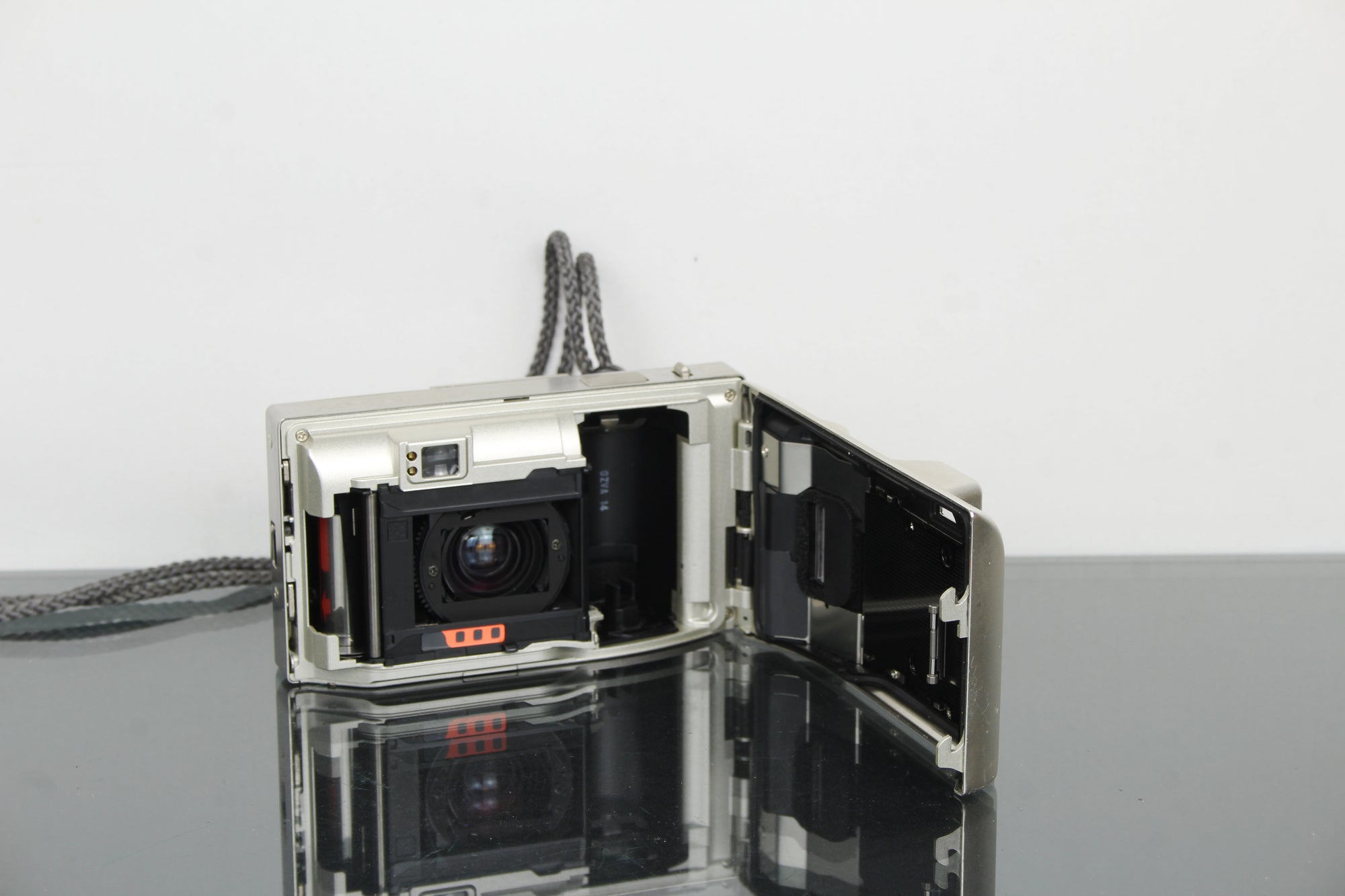 Olympus Mju-V Gach aimsir