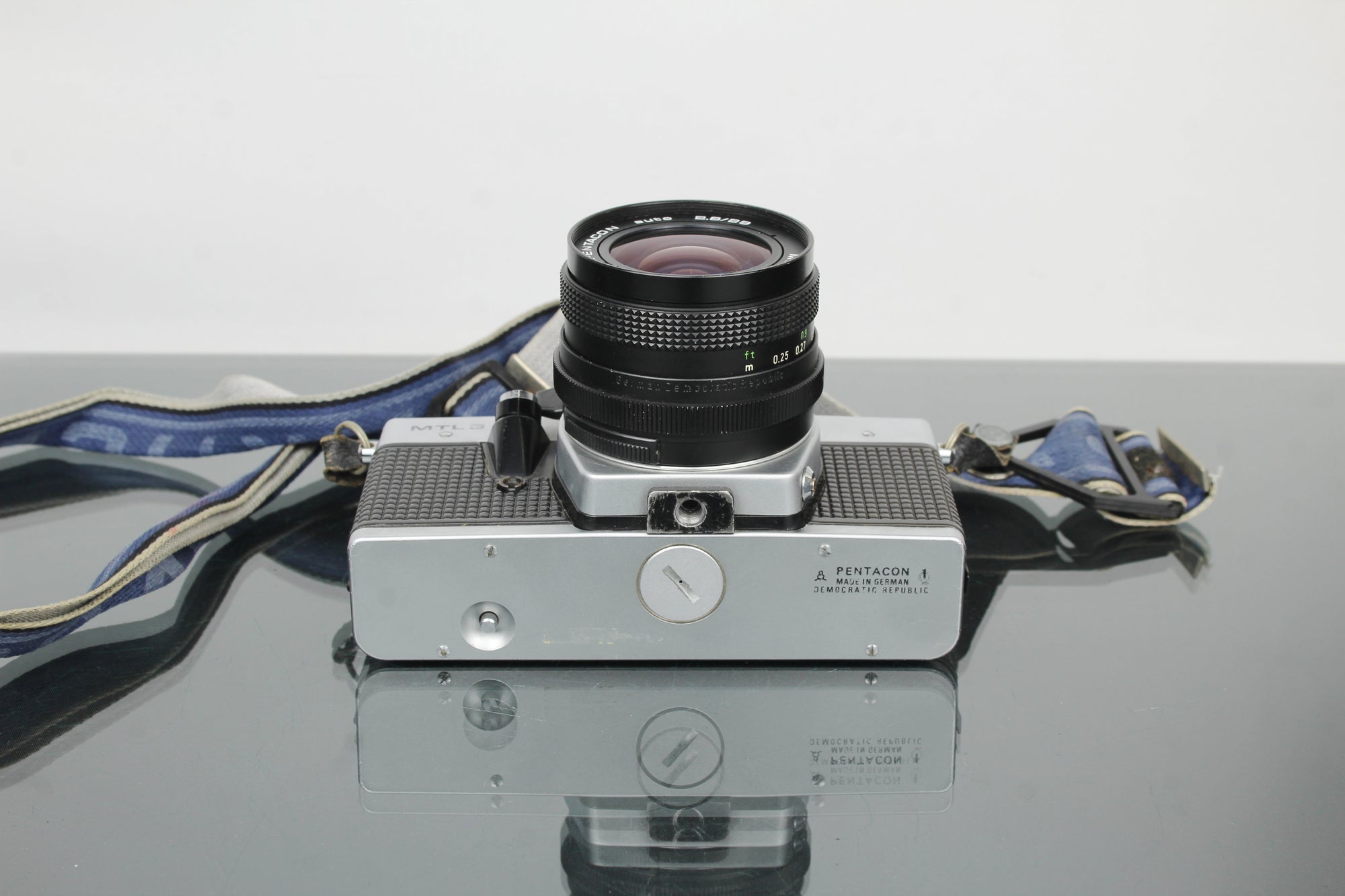 <tc>Praktica</tc> MTL 3 + Pentacon auto 2.8/29 M42 lionsa