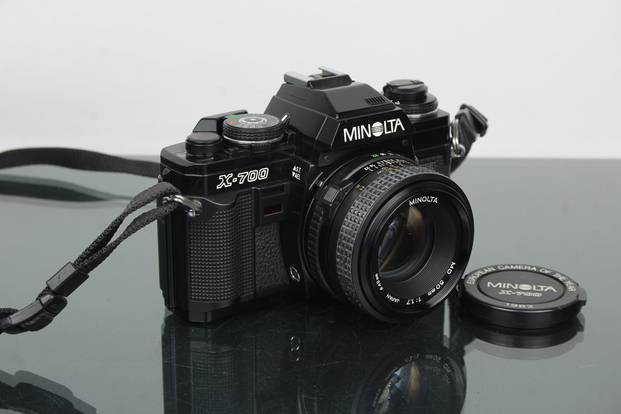 Minolta X-700 + lionsa MD 50mm 1:1.7