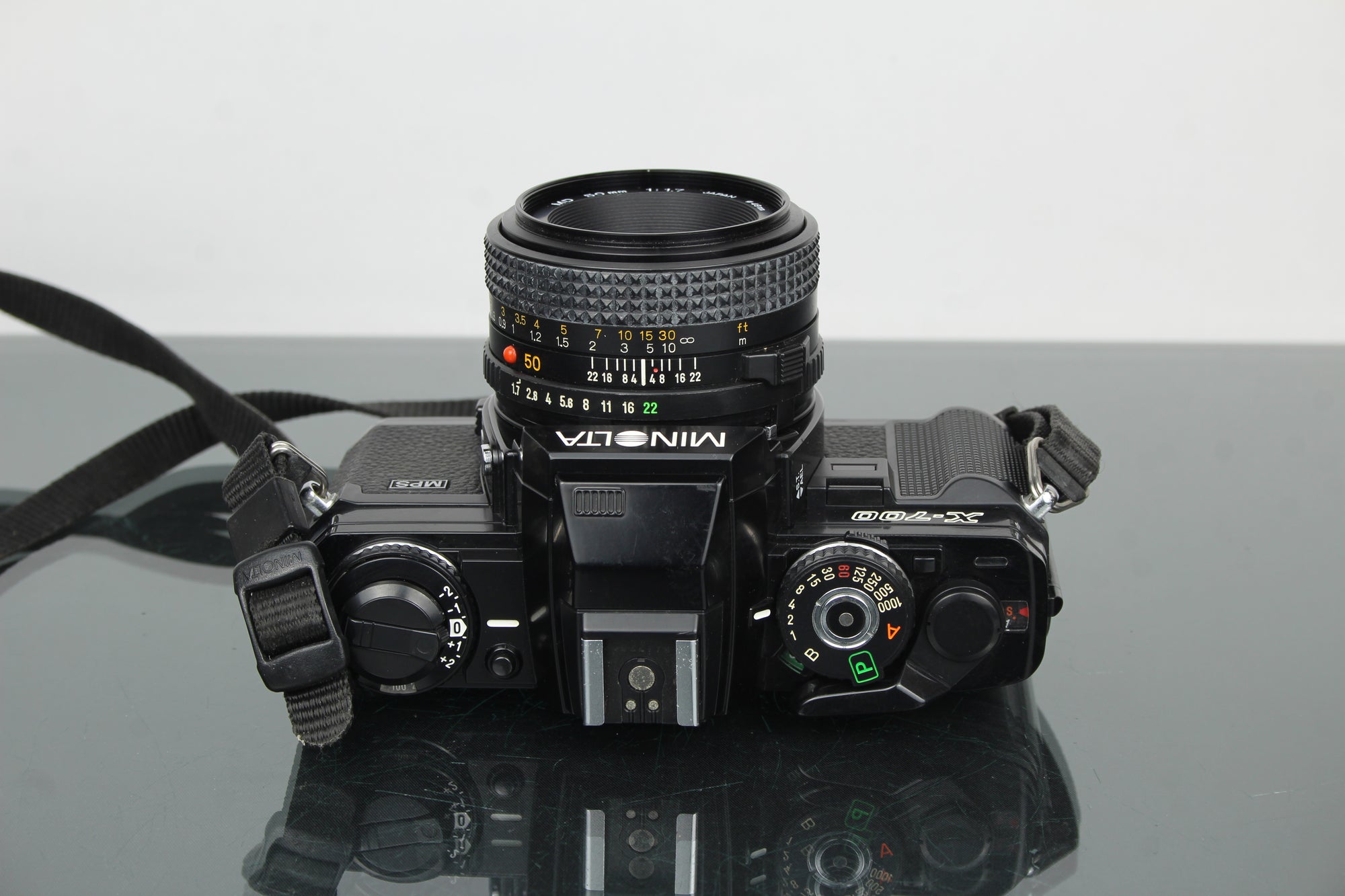 Minolta X-700 + lionsa MD 50mm 1:1.7