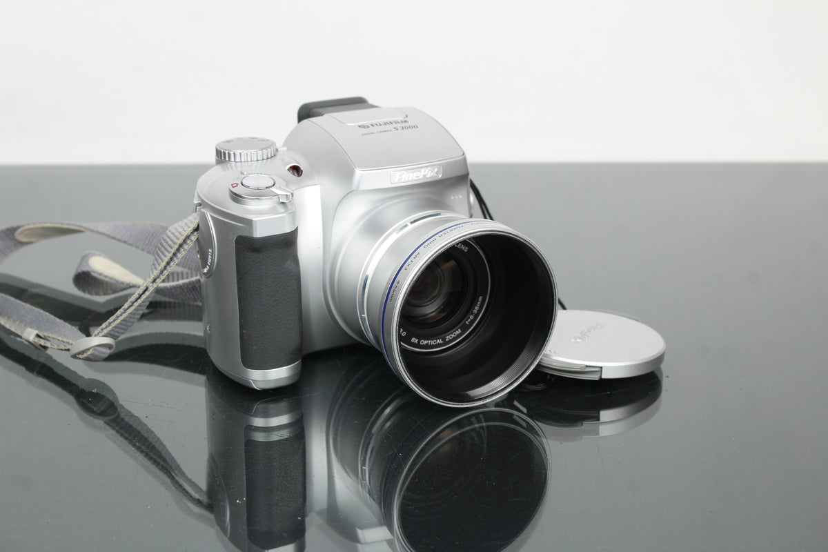 Fujifilm Finepix S3000