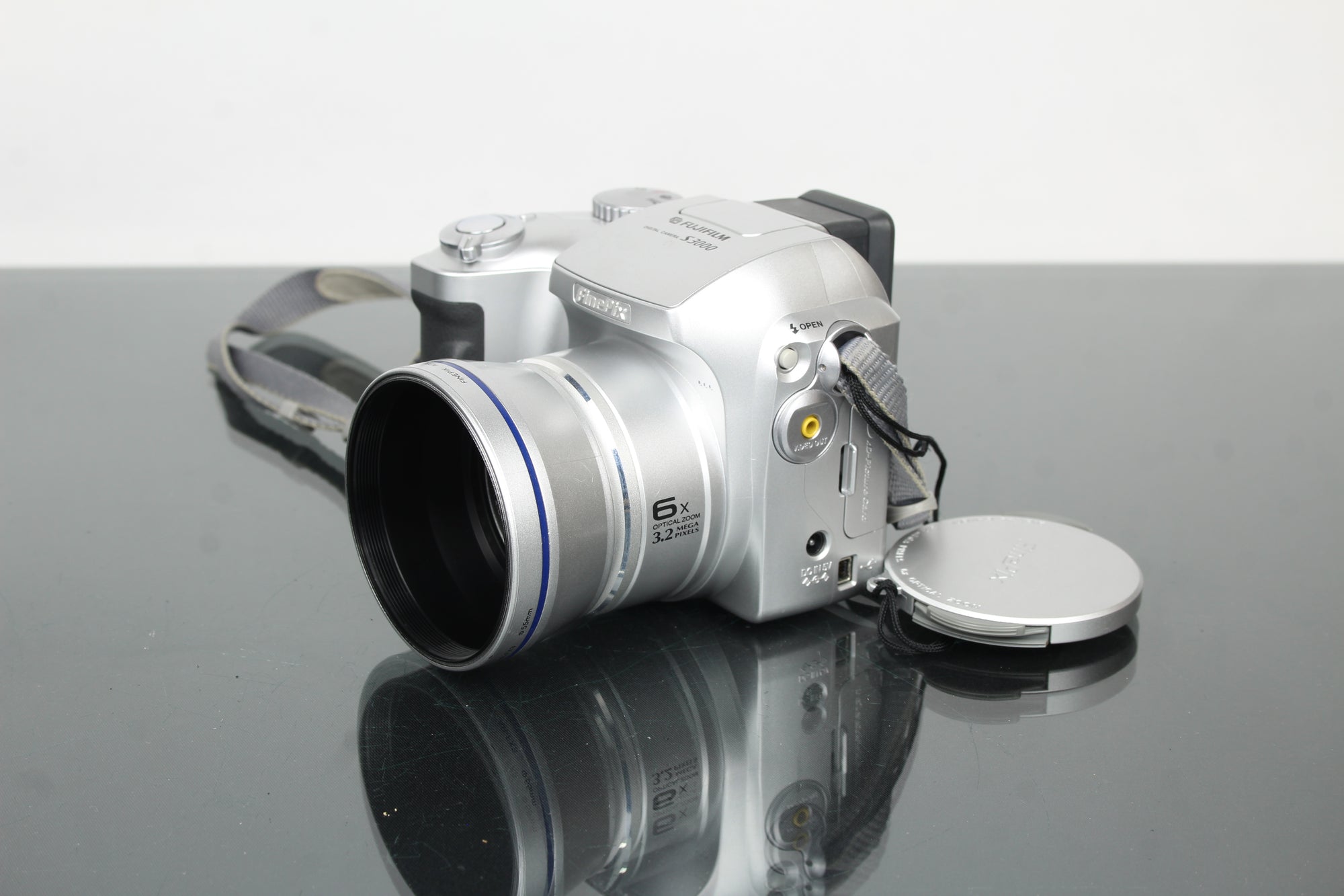 Fujifilm Finepix S3000