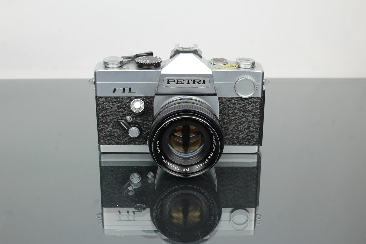 Petri TTL + 55mm 1.8 Petri lens