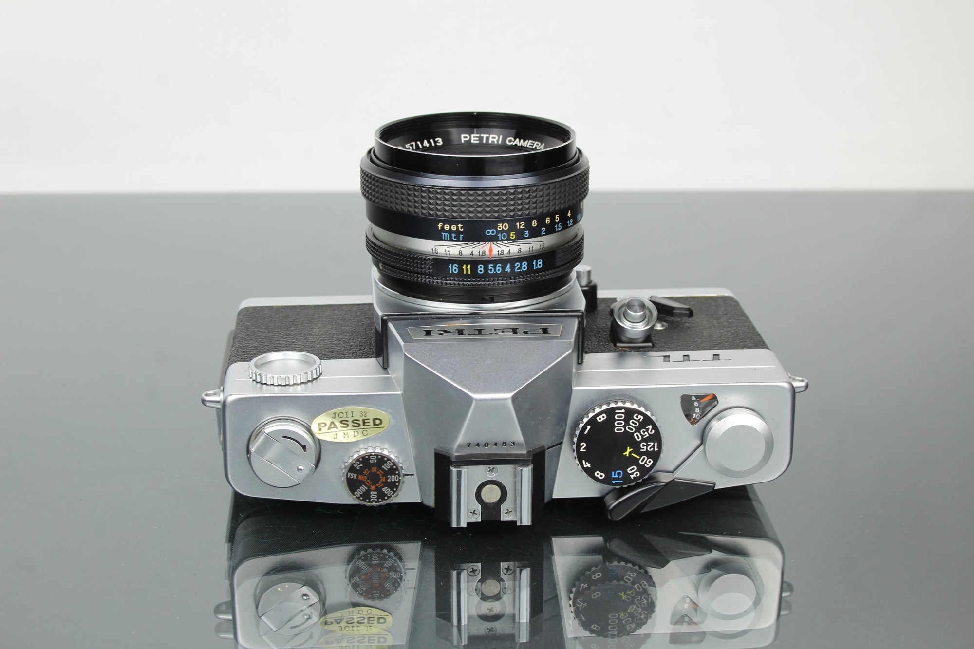 Petri TTL + 55mm 1.8 Petri lens