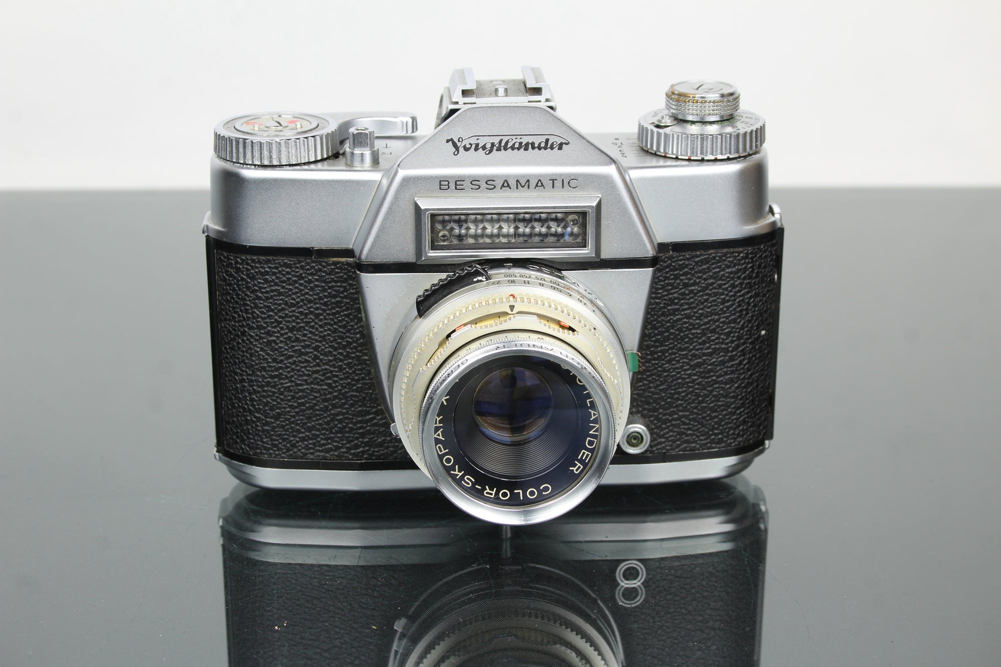 Voigtlander Bessamatic + 50mm f/2.8 Color-Skopar lens