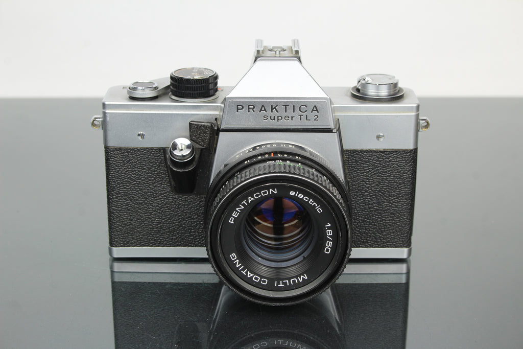 <tc>Praktica</tc> super TL2 + Pentacon leictreach 50mm 1.8 M42 lionsa