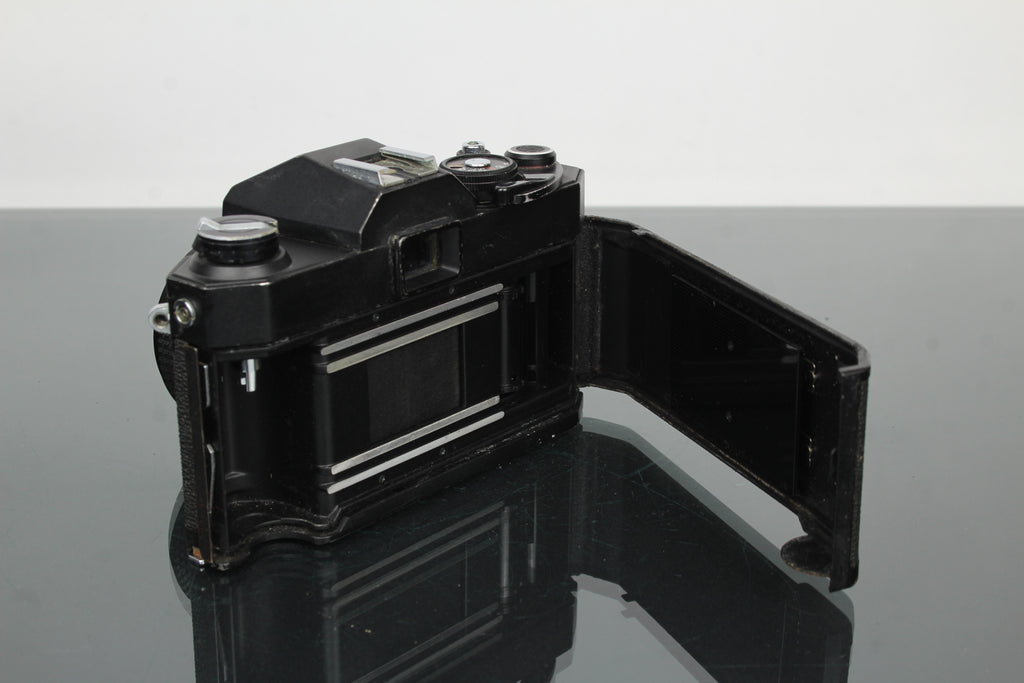 Ricoh SLX 500 + 50mm 2.8 Auto Rikenon lens