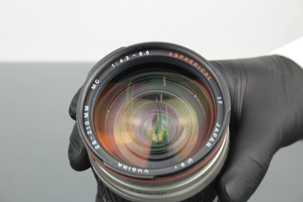Cosina 28-210mm MC 1:4.2-6.5 Mount Canon EF