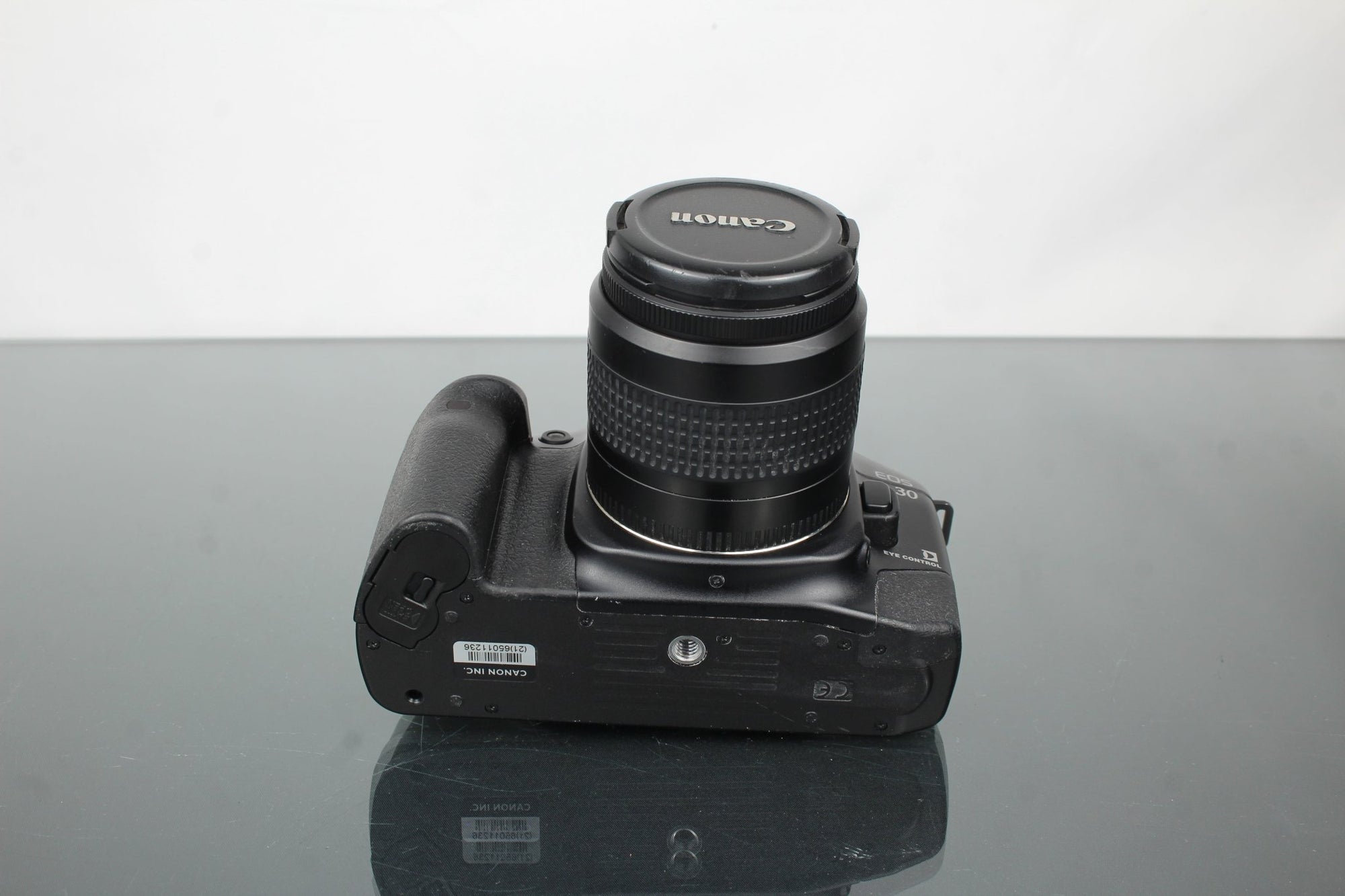Canon EOS 30 + 35 - 80mm 1:4 - 5.6 Canon lens - Dutch|Thrift