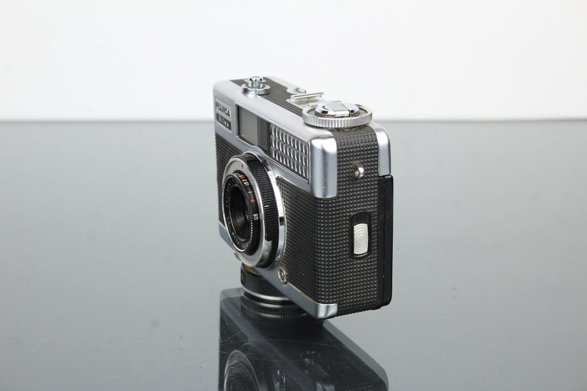 Fujica Drive - Dutch|Thrift