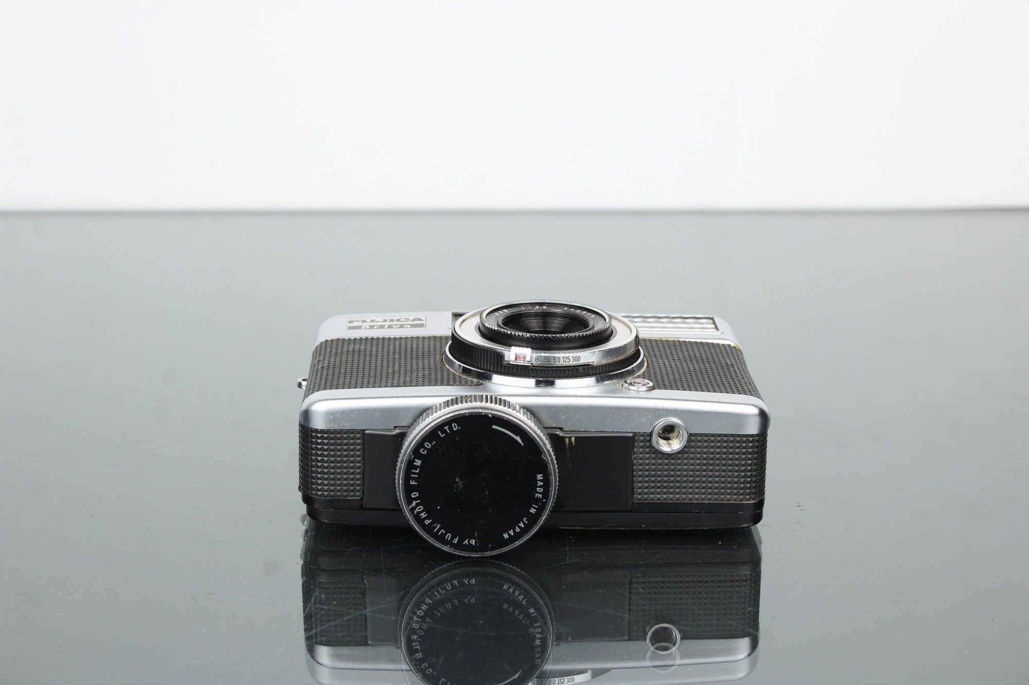 Fujica Drive - Dutch|Thrift