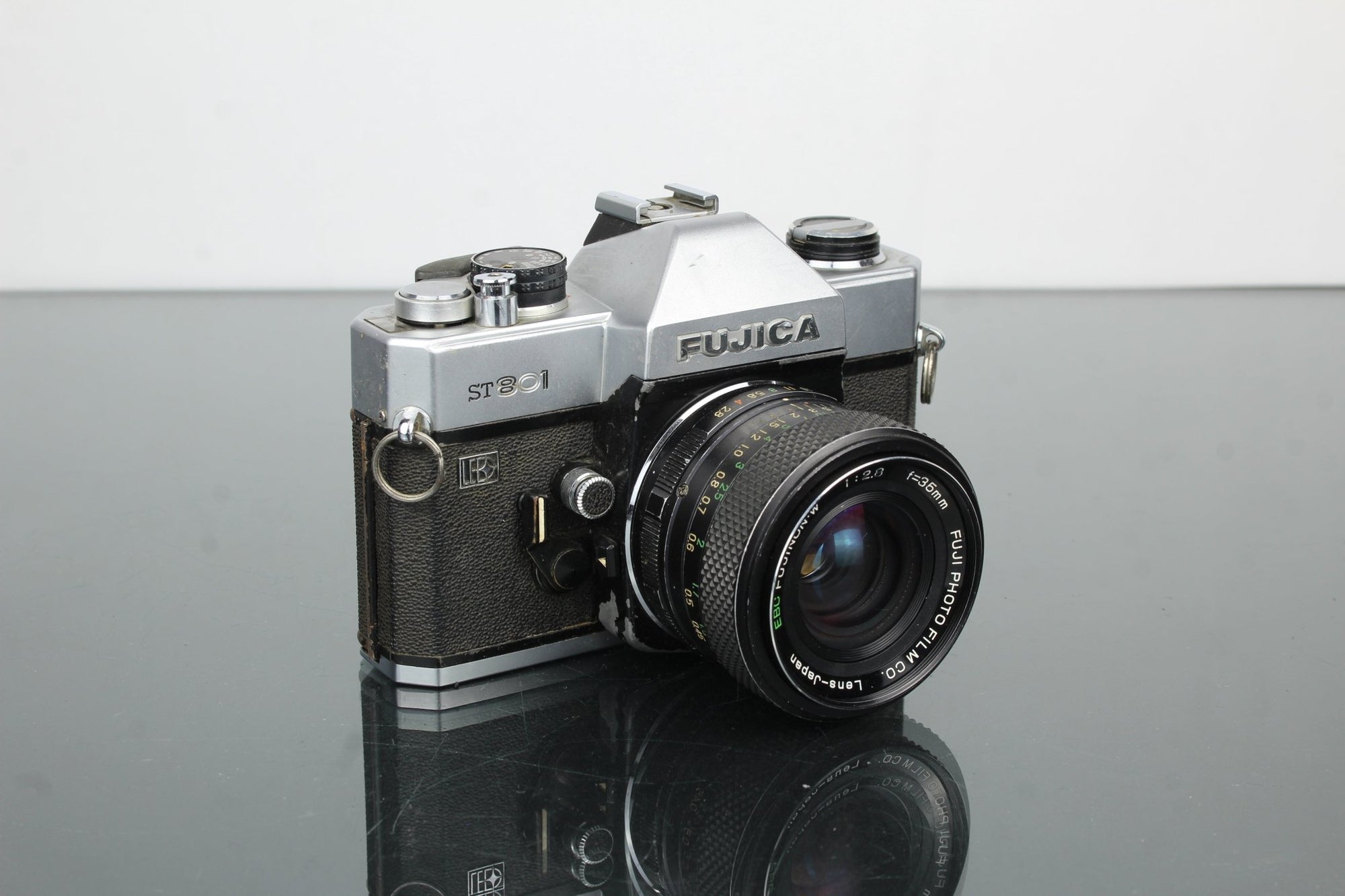 Fujica ST801 + Fujinon 35mm 1:2.8 lens - Dutch|Thrift
