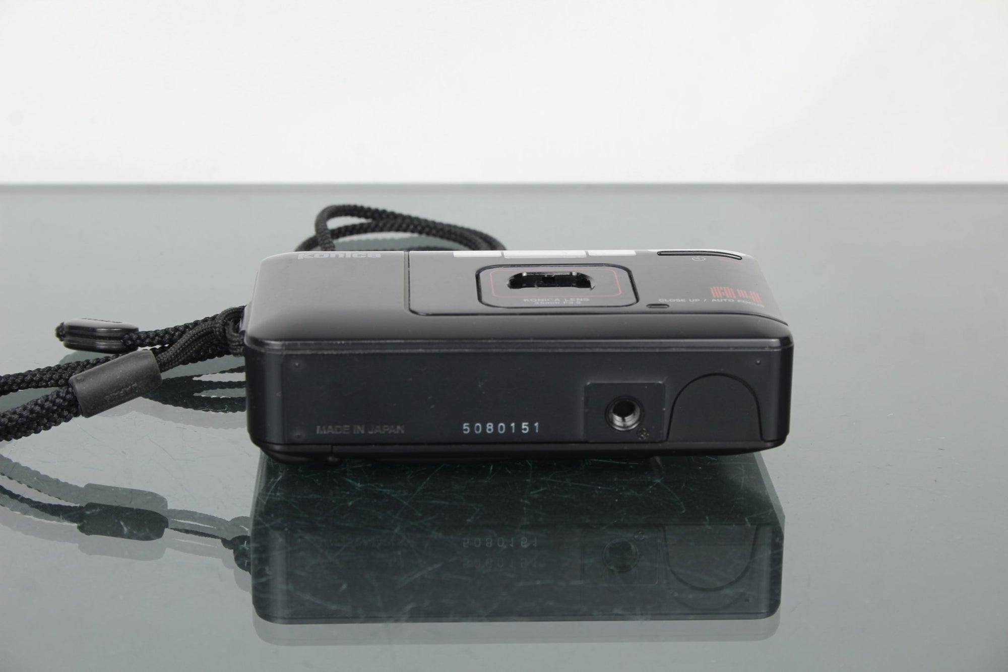 Konica A4 - Dutch|Thrift