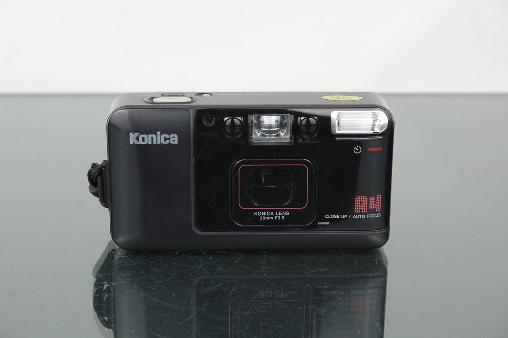 Konica A4 - Dutch|Thrift