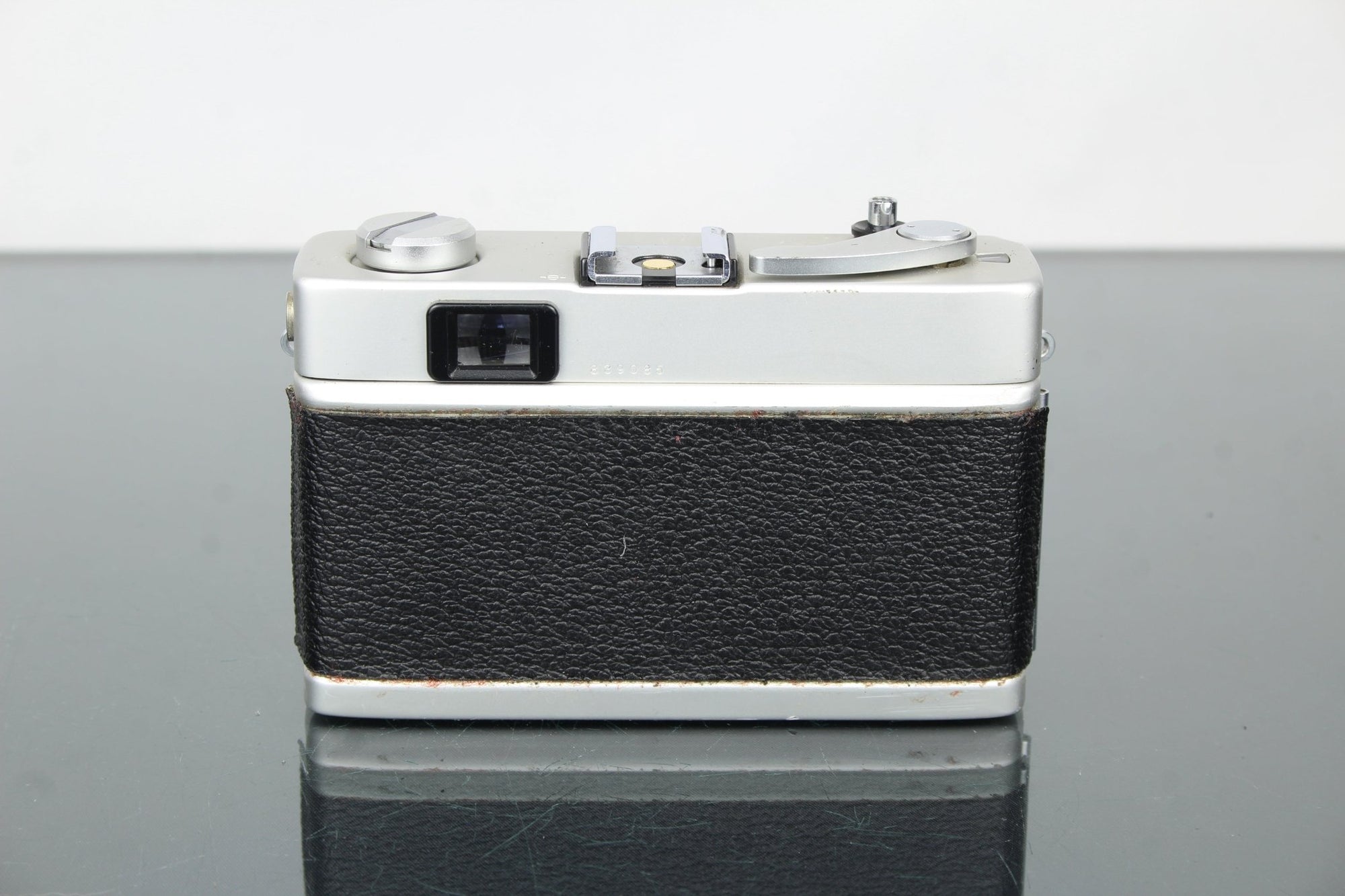 Konica C35 automatic - Dutch|Thrift