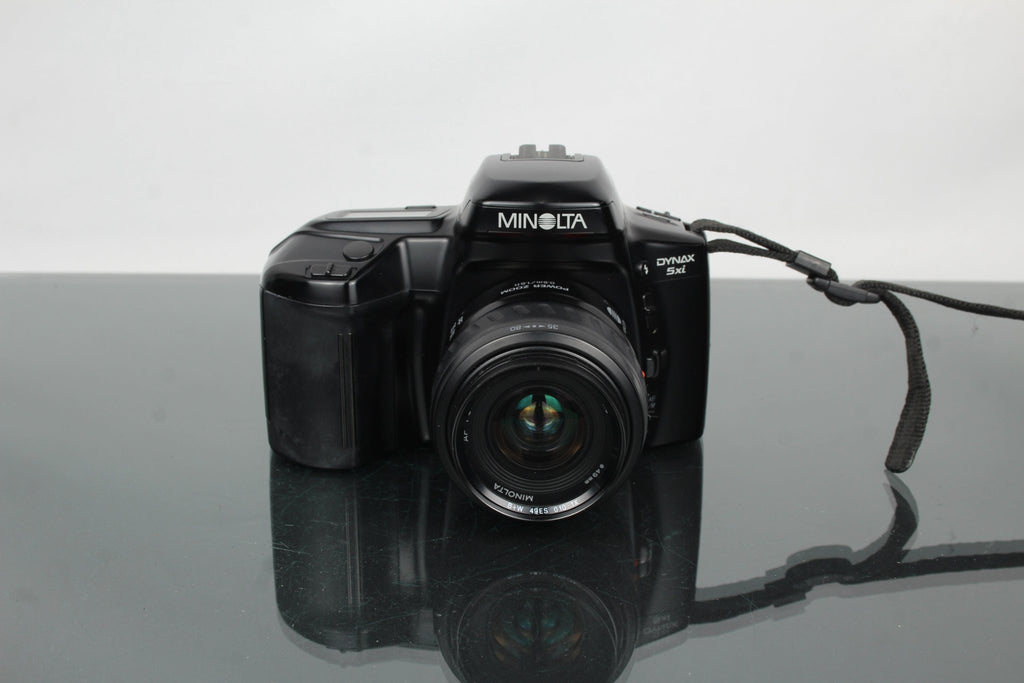 Minolta Dynax 5xl + 35 - 80mm 1:4(22) - 5.6 lens - Dutch|Thrift