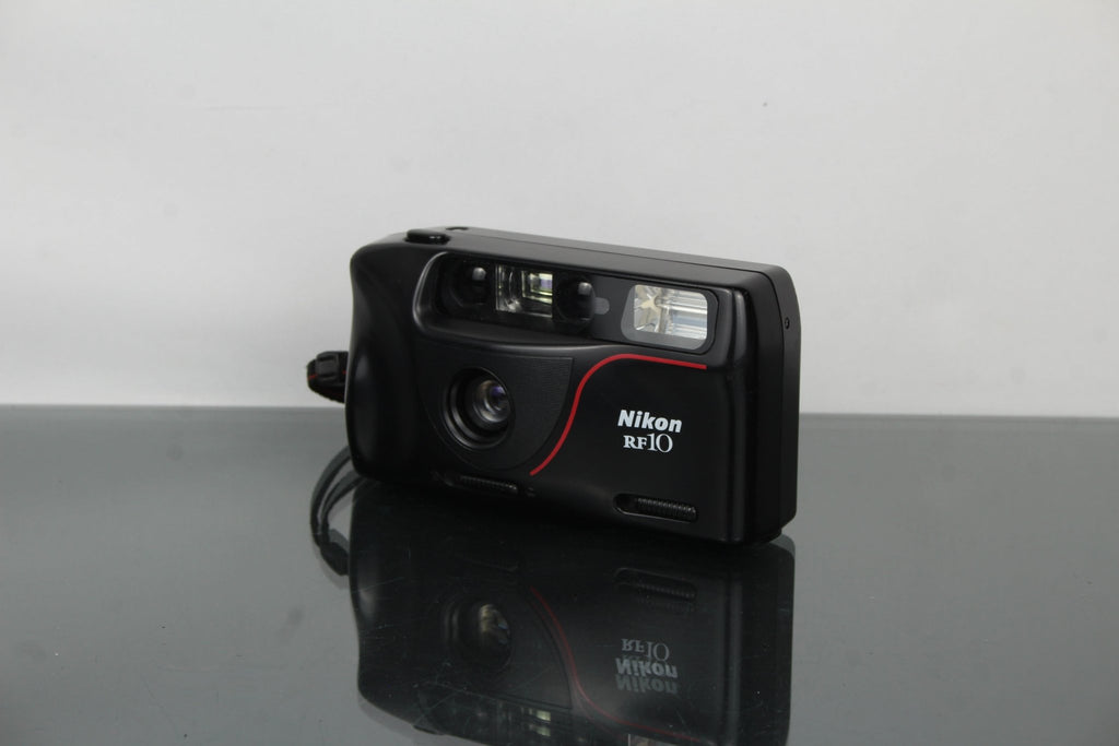 Nikon RF10 - Dutch|Thrift
