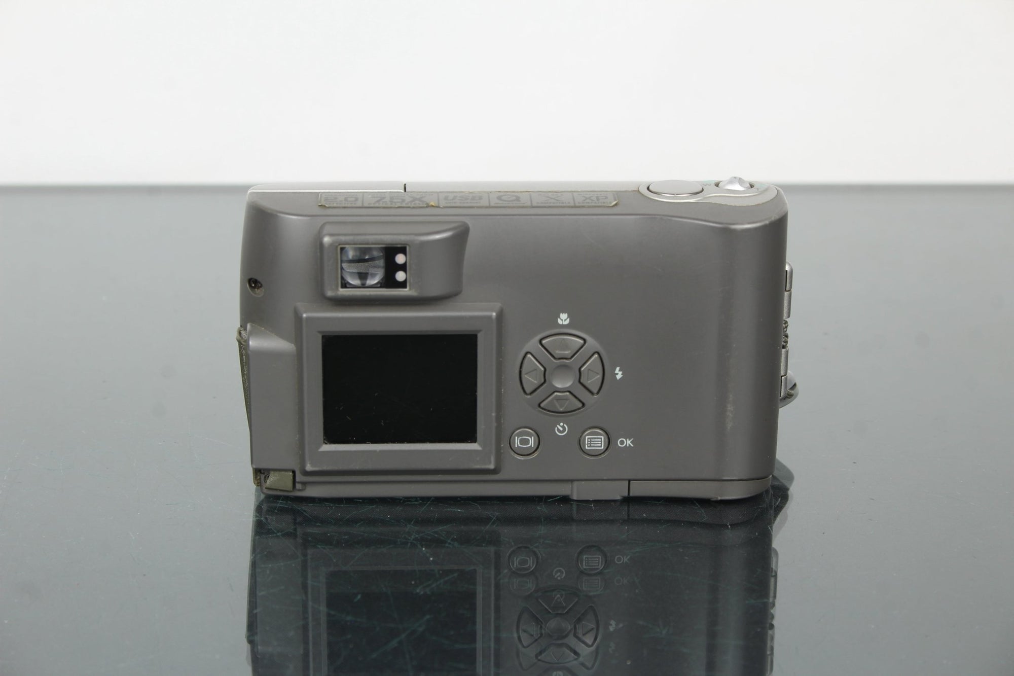 Olympus C - 220 Zoom - Dutch|Thrift