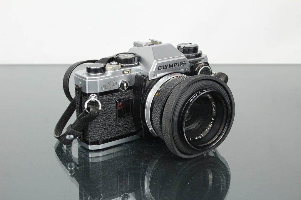 Olympus OM 10 + Olympus OM 50mm 1:1.8 - Dutch|Thrift