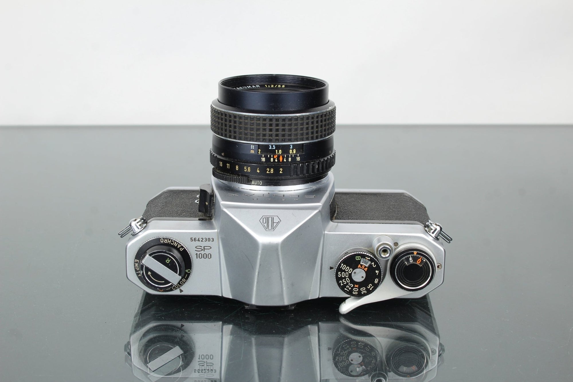 Pentax SP1000 + Super Takumar 1:2/55 lens - Dutch|Thrift
