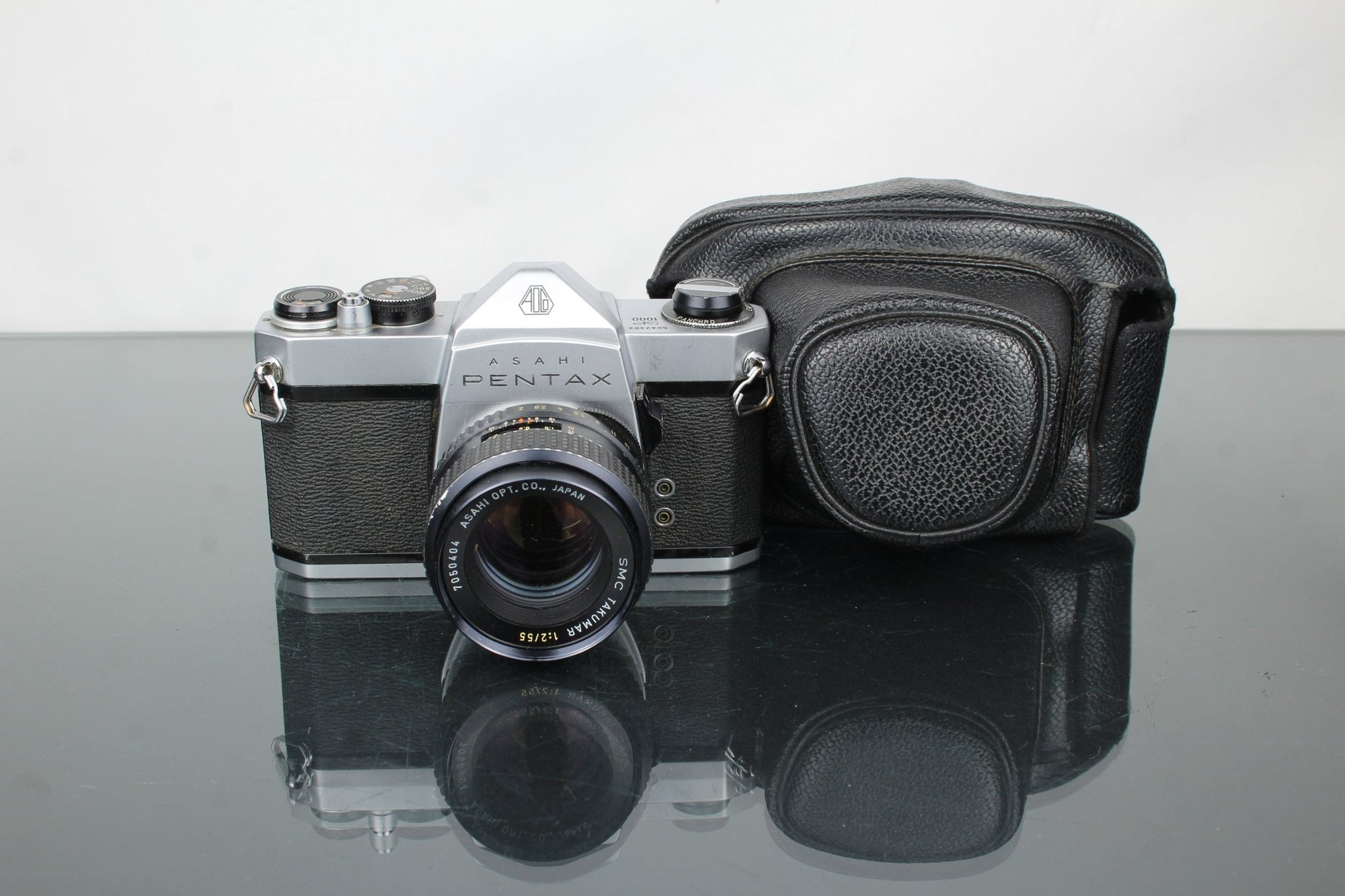 Pentax SP1000 + Super Takumar 1:2/55 lens - Dutch|Thrift