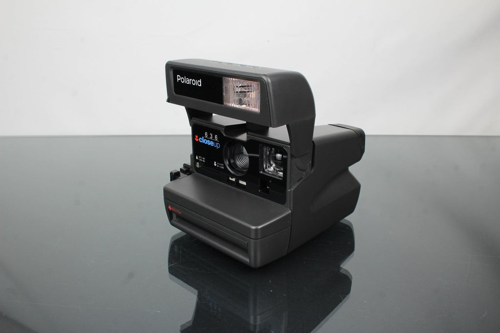 Polaroid 636 Closeup - Dutch|Thrift