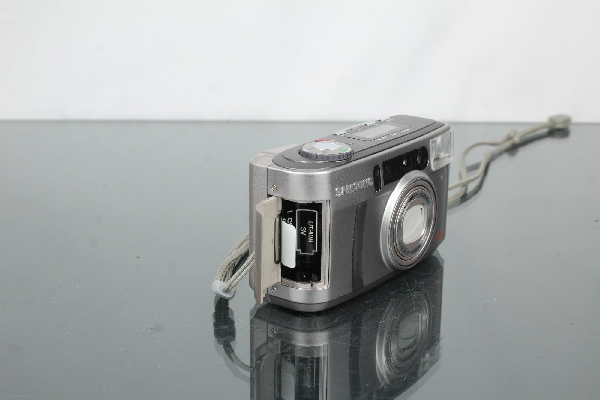 Samsung Vega 1400 - Dutch|Thrift