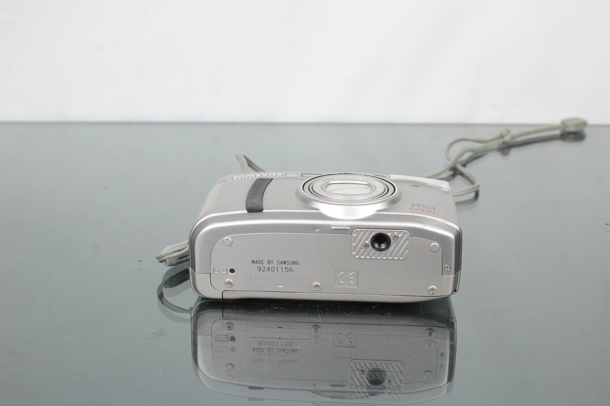Samsung Vega 1400 - Dutch|Thrift
