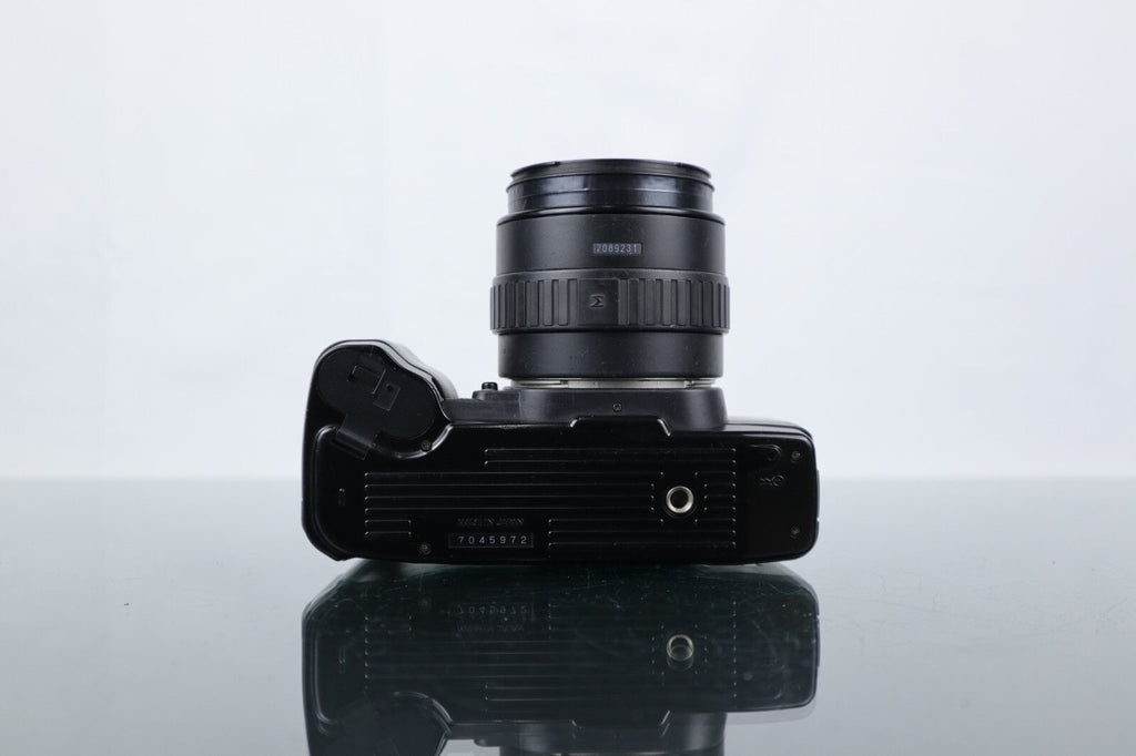 📷 Sigma SA - 300 | 35mm SLR Film Camera | Sigma DL Zoom 35 - 80mm 1:4 - 5.6 Lens - Dutch|Thrift