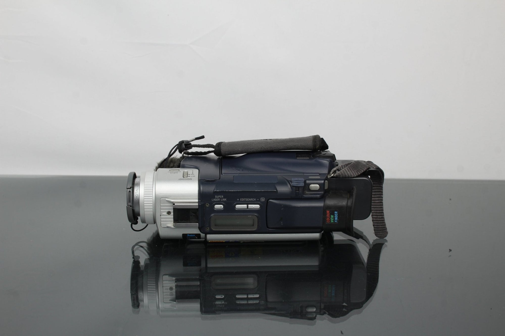Sony Digital Video Camera DCR - TRV15E MiniDV - Dutch|Thrift