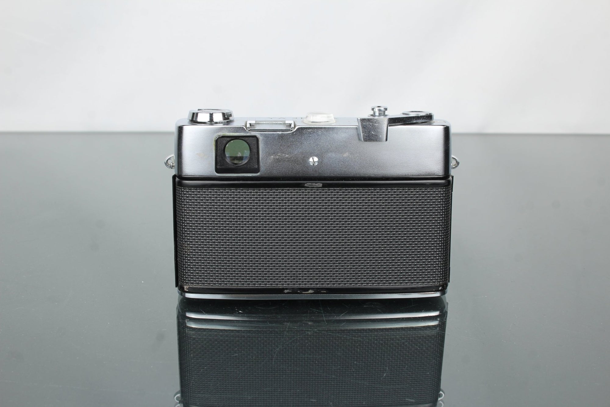 Yashica LYNX - 5000 + Yashinon 1:1.8 45mm lens - Dutch|Thrift