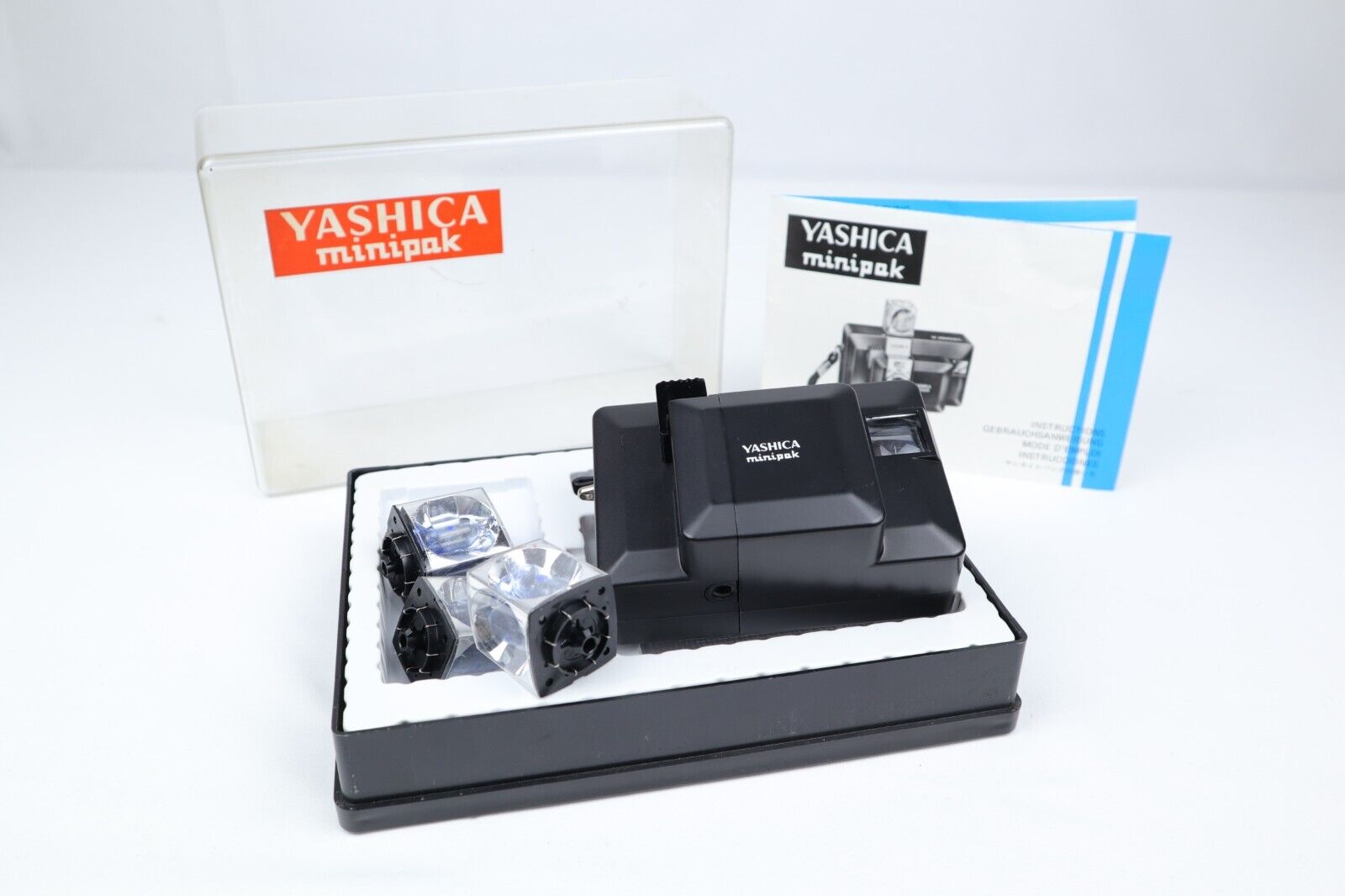 Yashica Minipak | 35mm point & Shoot Camera | Black - Dutch|Thrift