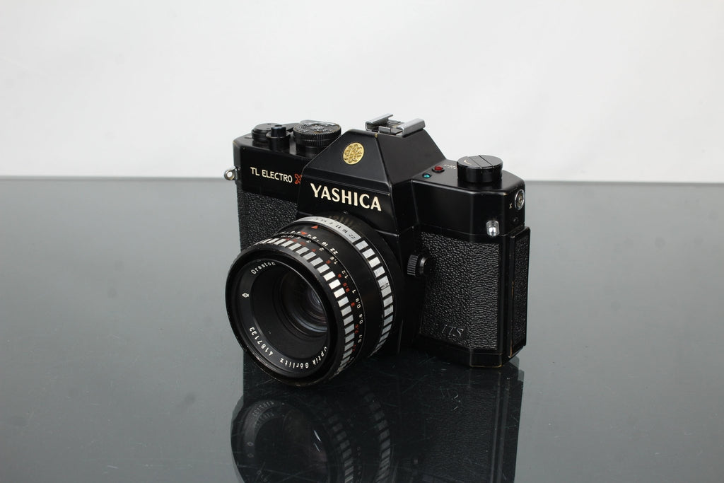 Yashica TL Electro X ITS + Oreston 1.8/50 - Dutch|Thrift