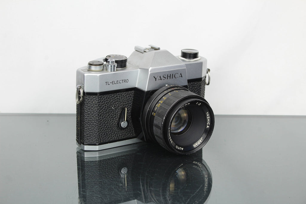 Yashica TL - ELECTRO + Yashinon - DS 1:2 50mm - Dutch|Thrift